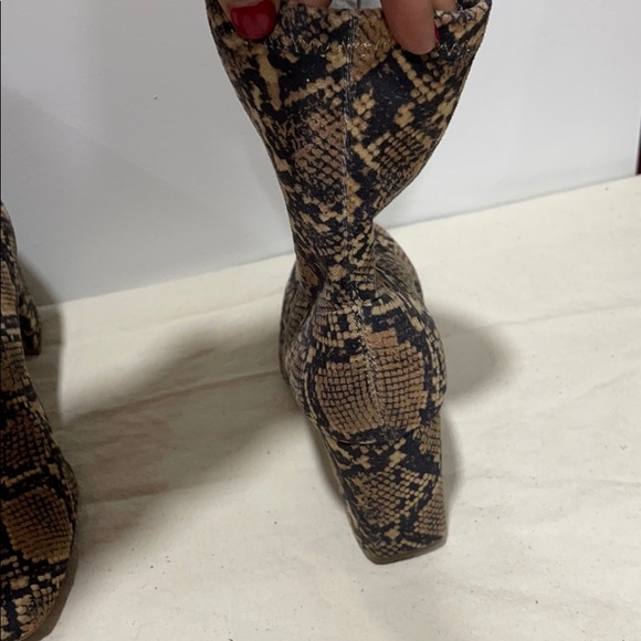 Booties - Picture 3 of 6